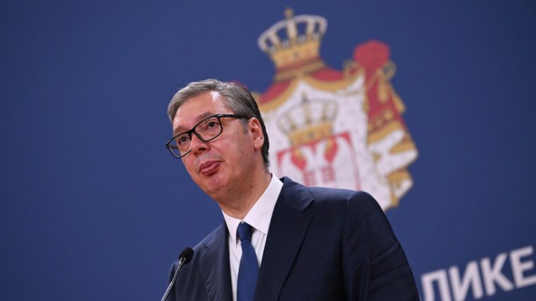 Vučić danas sa delgacijama učesnika sastanka povodom godišnjice prve konferencije Pokreta nesvrstanih Vučić danas sa delgacijama učesnika sastanka povodom godišnjice prve konferencije Pokreta nesvrstanih