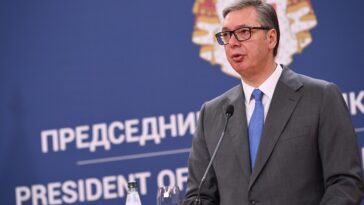 Predsednik Vučić čestitao Dan roda rečnih jedinica i Dan rečne flotile