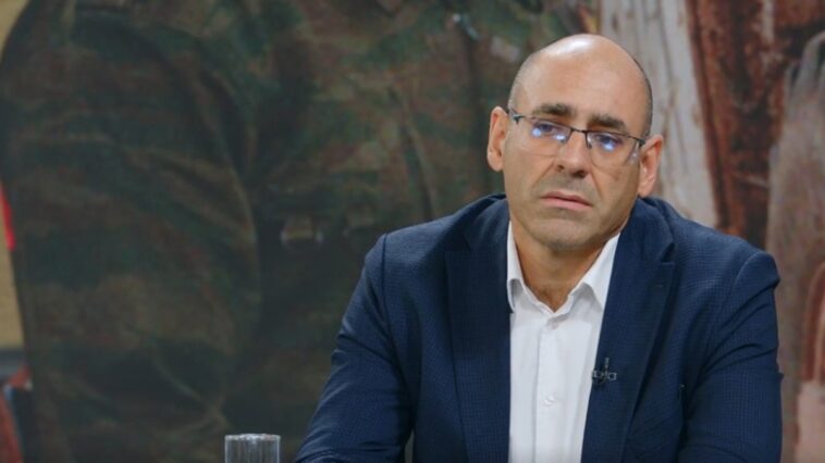 Vladimir Đukanović kroz suze o smrti Ratka Mladića u programu uživo Vladimir Đukanović kroz suze o smrti Ratka Mladića u programu uživo