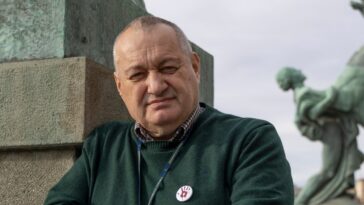 Demokratska stranka parazitira na studentima, tvrdi Popović