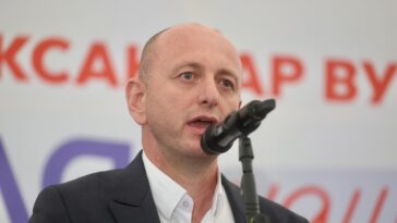 Knežević kritikovao odlazak Krivokapića na konferenciju hrvatskih diplomata u Zagrebu