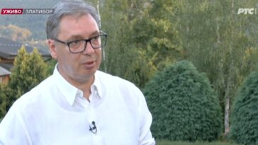Vučić o poseti jugozapadu: Danas je bilo više od 300 pitanja i primedbi građana