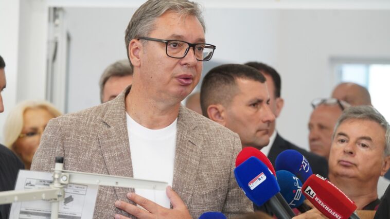 Vučić: Kandidat SNS za predsednika će se znati posle parlamentarnih izbora