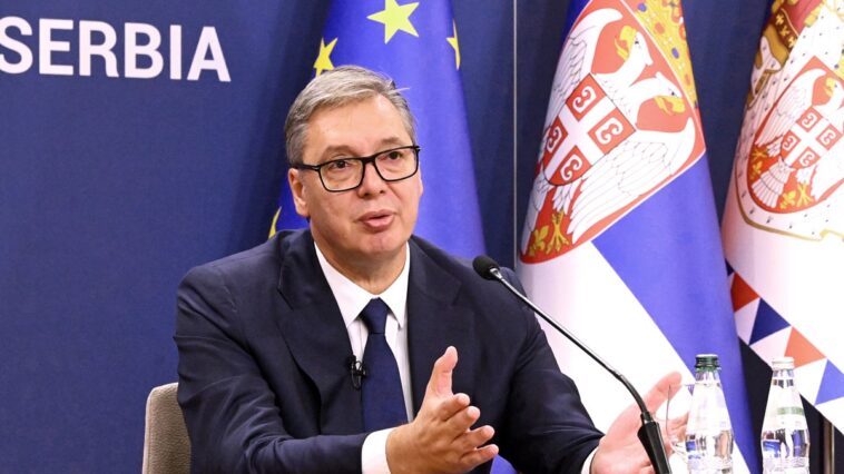 Oglasio se Vučić, objavio gde ide na poziv Zelenskog