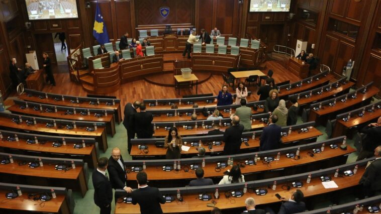 Ustavni sud u Prištini razmatra zahteve DPK za ocenu ustavnosti konstituisanja skupštine i izbora vlade Ustavni sud u Prištini razmatra zahteve DPK za ocenu ustavnosti konstituisanja skupštine i izbora vlade