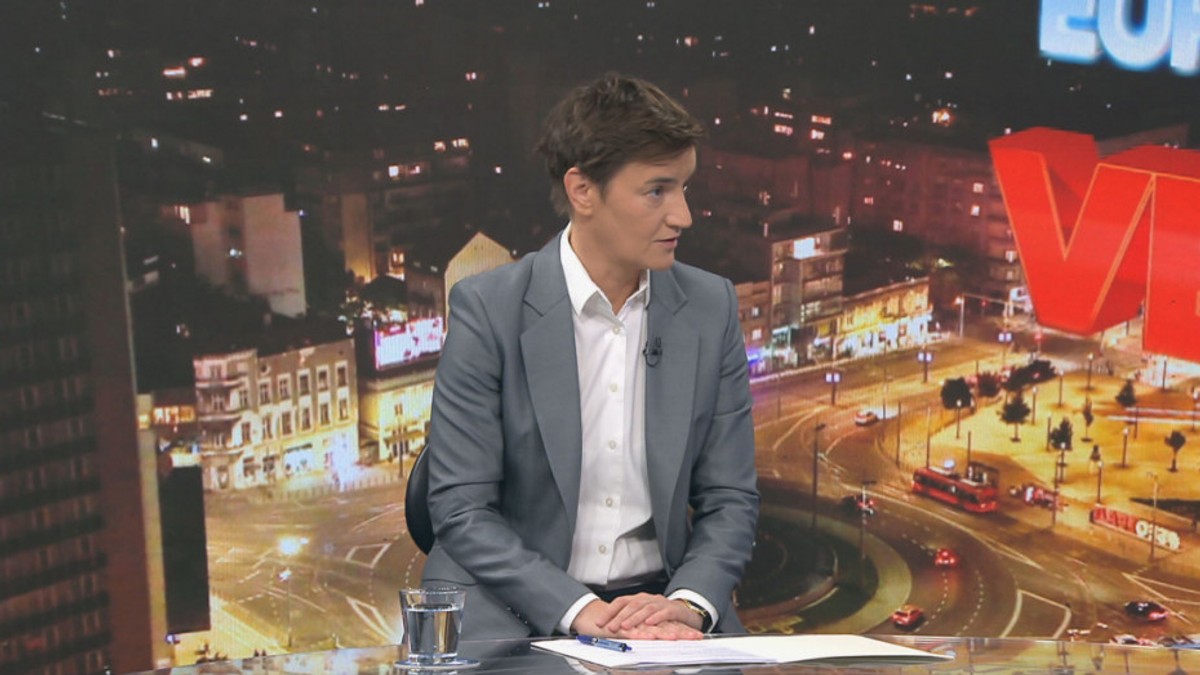 Brnabić o navodima studenata u blokadi da su “špijunirani”: Nema nikakvog smisla