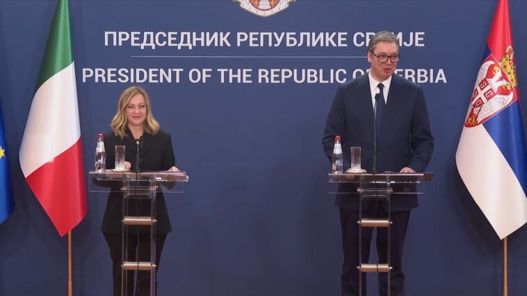 Vučić čestitao Meloni povodom istorijskog postignuća njene vlade Vučić čestitao Meloni povodom istorijskog postignuća njene vlade