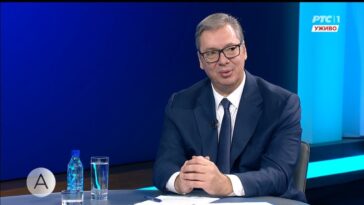 Vučić se obratio u danu podnošenja ostavke