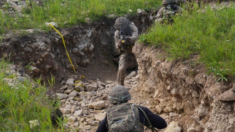 Na Kosmetu zajednička vežba takozvane Vojske Kosova, armija SAD, Hrvatske Albanije
