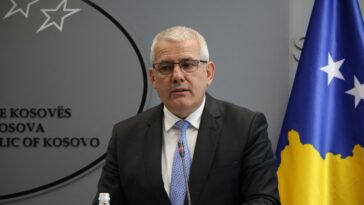 Svečlja proglašen krivim za bacanje suzavca u parlamentu privremenih institucija
