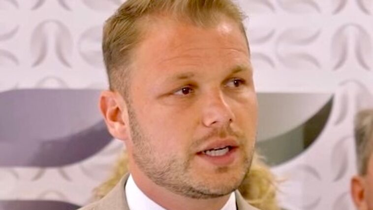 Oglasio se Draško Stanivuković o krivičnoj prijavi zbog Ratka Mladića: Tražim dan žalosti u srpskim zemljama Oglasio se Draško Stanivuković o krivičnoj prijavi zbog Ratka Mladića: Tražim dan žalosti u srpskim zemljama