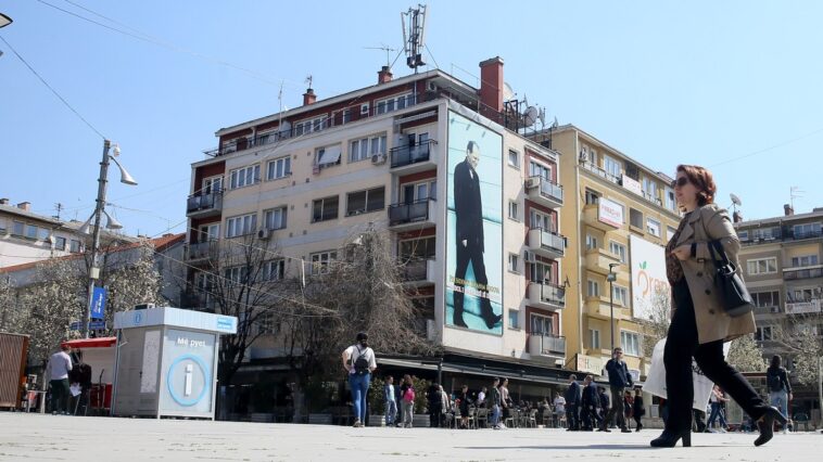 U Prištini protest predsednika opština koje rade u sistemu privremenih institucija