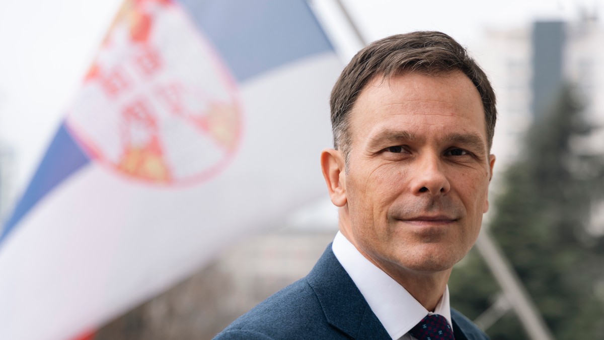 Siniša Mali razgovarao sa mladima u Dobanovcima