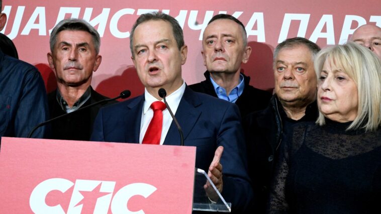 Samo jedna stvar može da spasi Ivicu Dačića i SPS Samo jedna stvar može da spasi Ivicu Dačića i SPS