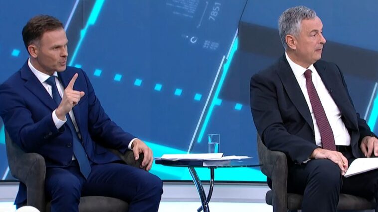 Siniša Mali odgovorio Dejanu Šoškiću na RTS: “On je najveći uništitelj dinara u istoriji” Siniša Mali odgovorio Dejanu Šoškiću na RTS: “On je najveći uništitelj dinara u istoriji”