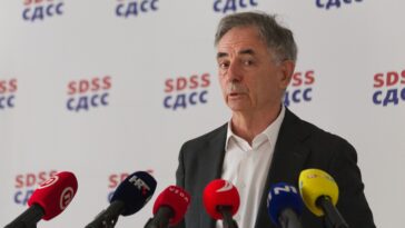 Milorad Pupovac čestitao pobedu Studentskoj listi