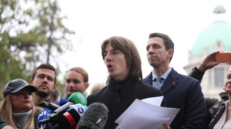 Studentska lista sprema izlazak na referendum: Evo šta će biti pitanje za građane Studentska lista sprema izlazak na referendum: Evo šta će biti pitanje za građane
