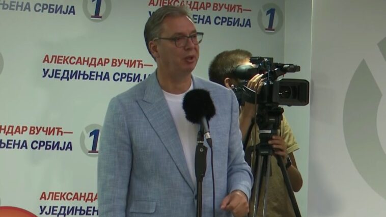 Vučić iz Sremske Mitrovice: Skupili se svi koji mrze Srbiju, pa bi da je raščereče