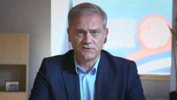 Borko Stefanović podneo ostavku na sve funkcije u SSP-u