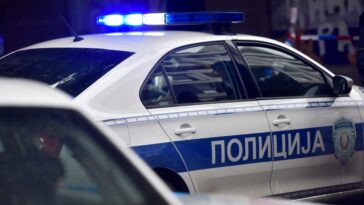 Član Komisije ispred Studentske liste napao policajce u Užicu