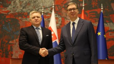 Robert Fico putuje u Novi Sad da podrži Vučića, otišao sa samita EU u Briselu ranije