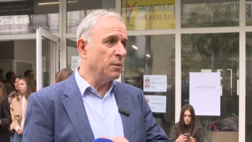 Zdravko Ponoš: Velika izlaznost pokazuje volju građana da problem reše olovkom
