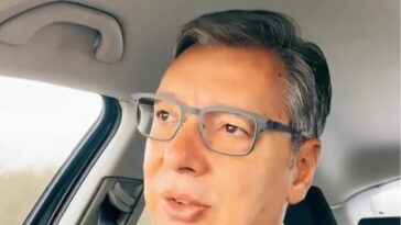 Vučić objavio snimke putovanja do Kragujevca: “Lažu da sam išao helikopterom, gledali su me uživo”