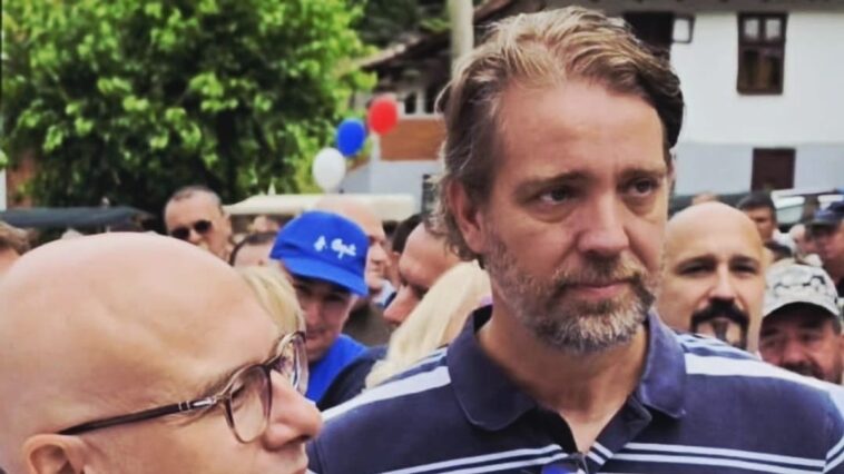 Dašić pružio podršku Vučeviću – Blic Dašić pružio podršku Vučeviću – Blic