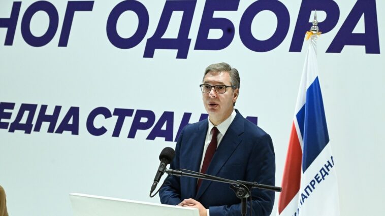 Vučić predložen za predsednika SNS: Prihvatili smo poraz, a sada menjamo stvari