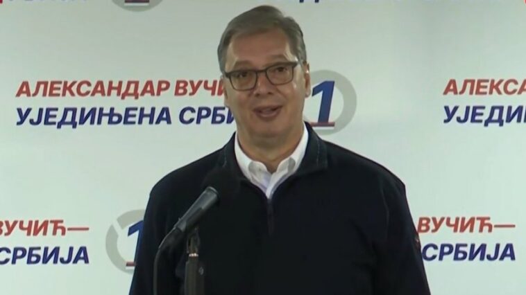 Vučić u Bačkoj Palanci: Skupili se da mi zvižde i ne daju da govorim Vučić u Bačkoj Palanci: Skupili se da mi zvižde i ne daju da govorim