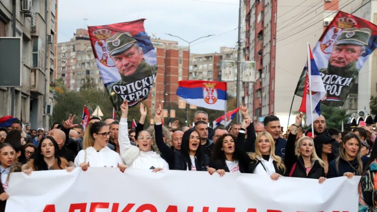 Hiljade građana na skupu u Nišu: Podrška Aleksandru Vučiću i “Ujedinjenoj Srbiji”
