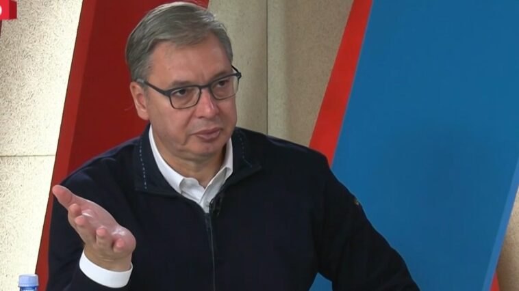 Vučić: “Oni nemaju nikakav problem sa napadima na policajce” Vučić: “Oni nemaju nikakav problem sa napadima na policajce”