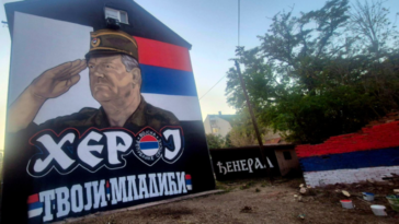 U Bijeljini osvanuo mural posvećen Ratku Mladiću, ispod slike ispisane tri reči