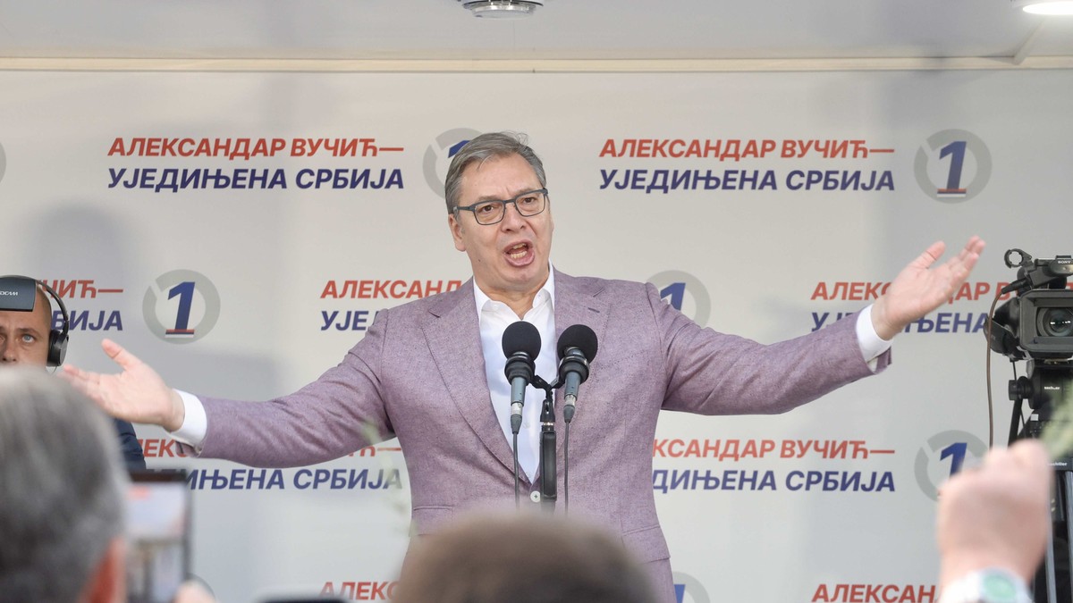 Albanski i NATO lobista Ginter Felinger ne sme da dođe na duel sa Vučićem