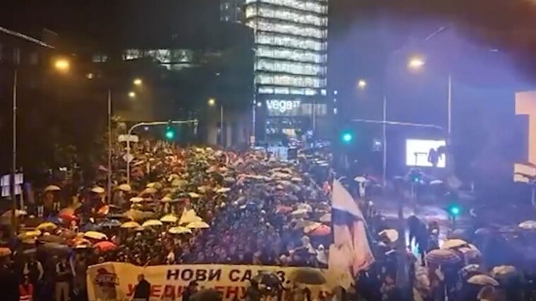 SNS danas organizuje skupove 150 gradova i mesta širom Srbije SNS danas organizuje skupove 150 gradova i mesta širom Srbije