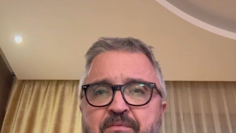 Oglasio se Dragan J. Vučićević nakon upada na Informer