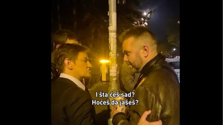 Pristalice Studentske liste vređale Anu Brnabić, ona ih pitala: “Hoćeš da me jašeš” Pristalice Studentske liste vređale Anu Brnabić, ona ih pitala: “Hoćeš da me jašeš”
