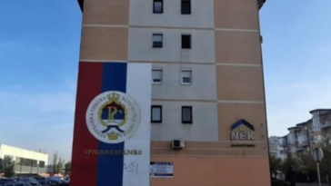 Uhvaćen muškarac koji je oskrnavio zastavu Republike Srpske u Istočnom Sarajevu